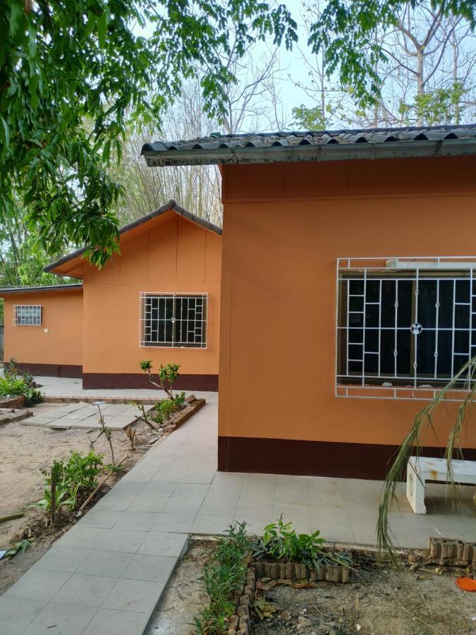 Home Stay Stc Bed And Breakfast Udon Thani Dış mekan fotoğraf